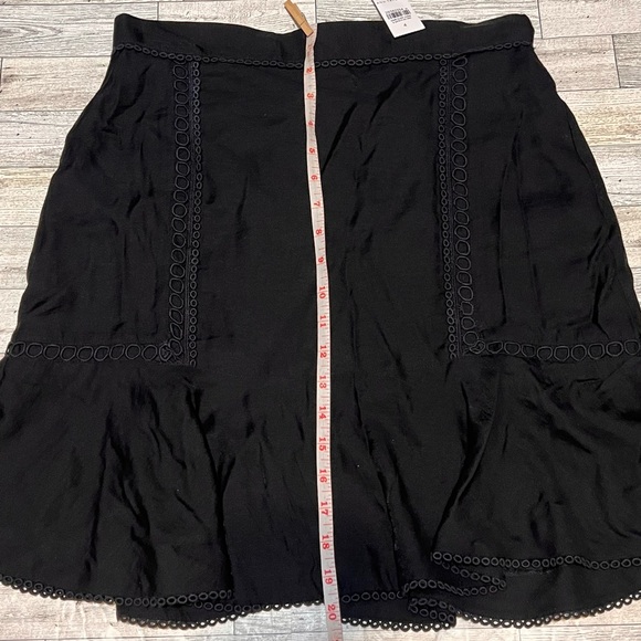 Ann Taylor Black Skirt Womens Size 4 Career Work Cocktail Lined NWT - Picture 3 of 8